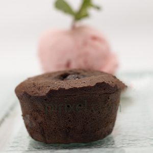 BISCOITO CON CHOCOLATE LIQUIDO